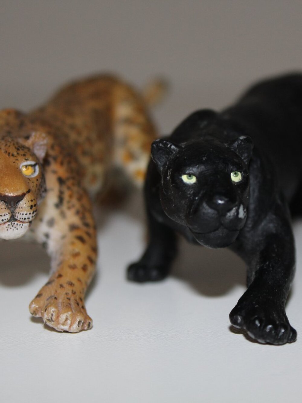 Vintage Papo Panther Jaguar Figure Collectible Black Toy Model 2003 Lot/Set of 2
